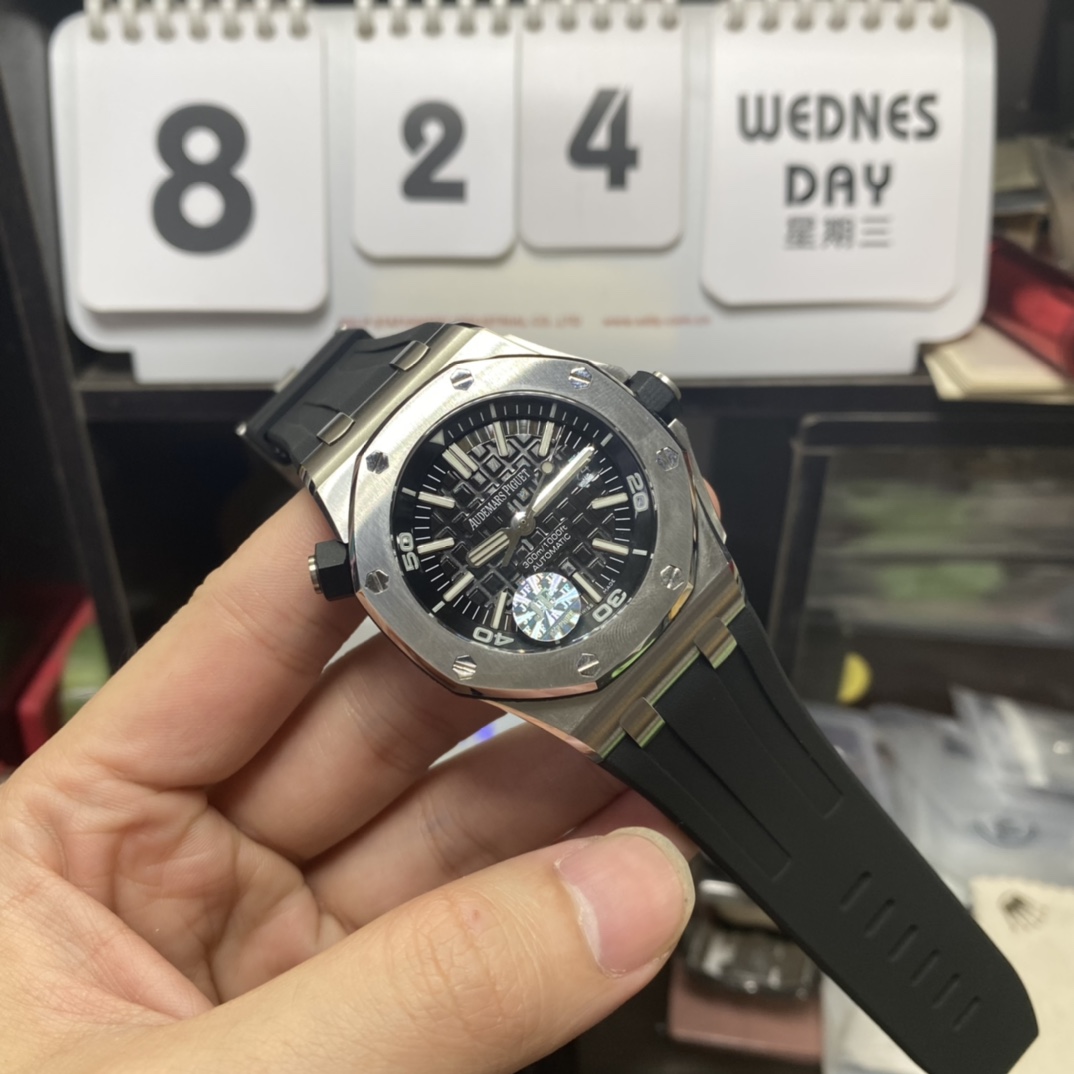 Audemars Piguet Royal Oak Offshore Series 15710ST.OO.A002CA.01, Black Transparent Caseback, 42mm Size.