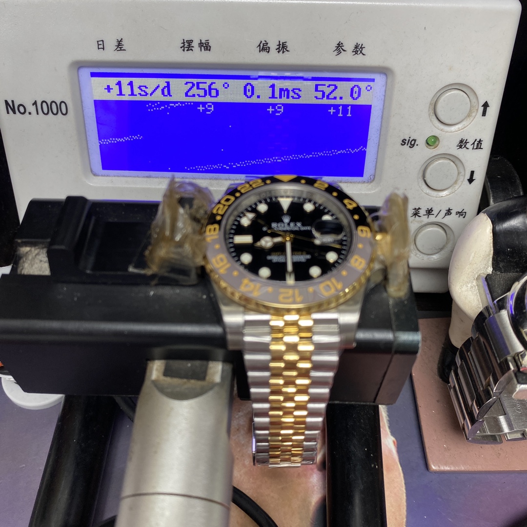 Rolex GMT-Master II series m126713grnr-0001, InterGold Black/Grey Ceramic Bezel InterGold Five-Bead Chain Steel Bracelet, 40mm size.