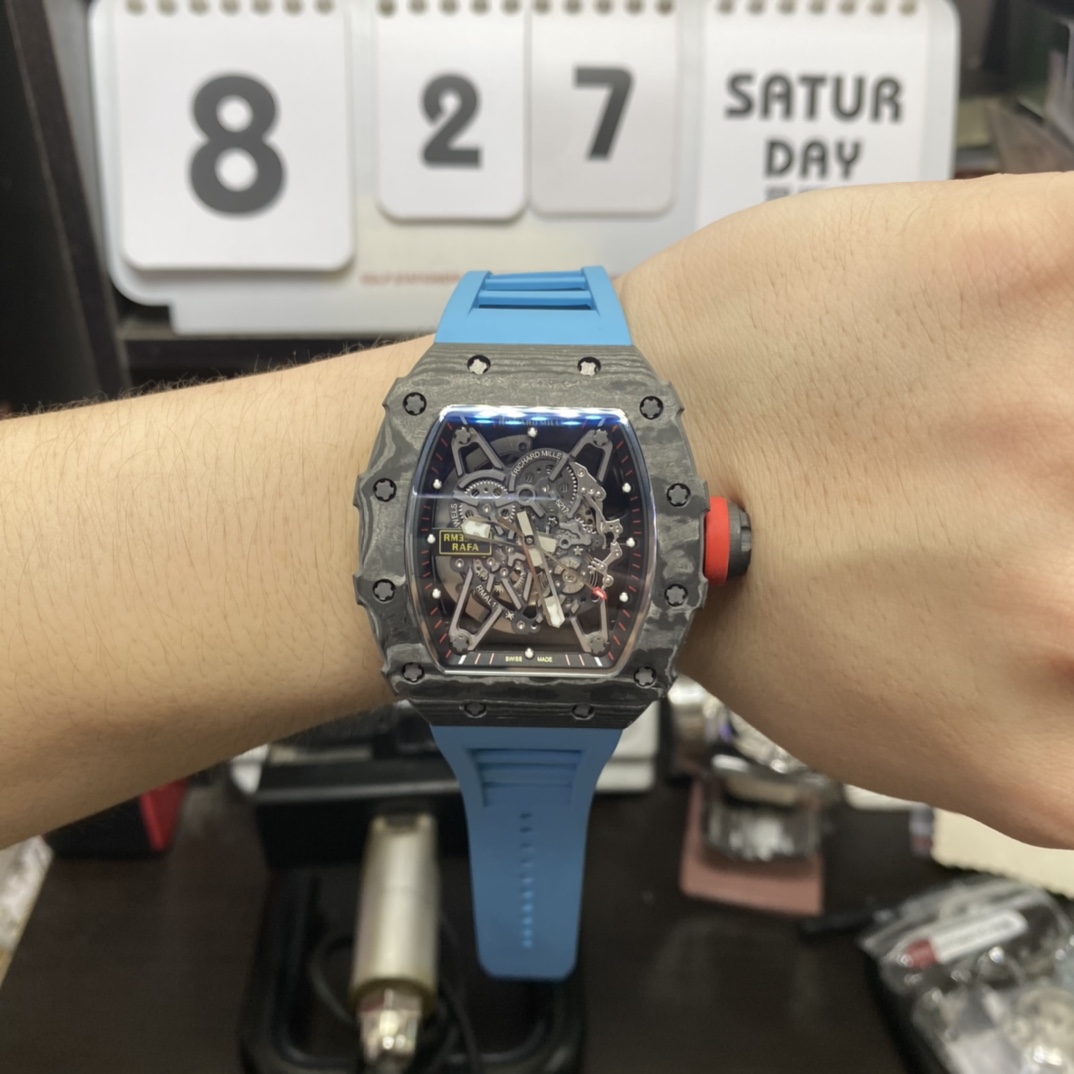 Richard Mille Men's Collection series RM35-02, Carbon Fiber Case, Malaysian Rubber Strap.