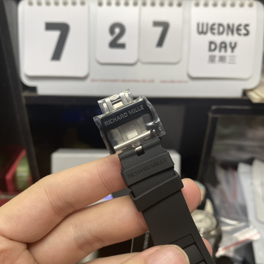 Richard Mille Men's Collection series RM27-02, Sapphire Crystal Nylon Strap and Titanium Buckle, 47.77×39.7 size.