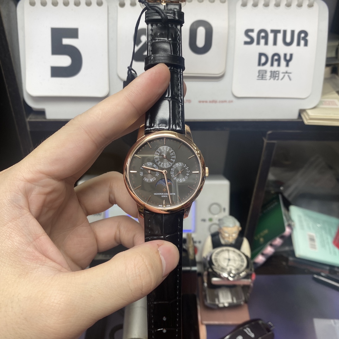 Vacheron Constantin Heritage Collection series 43175000R-B343, Black Dial Rose Gold Case Ultra-Thin Perpetual Calendar, 41mm Size.