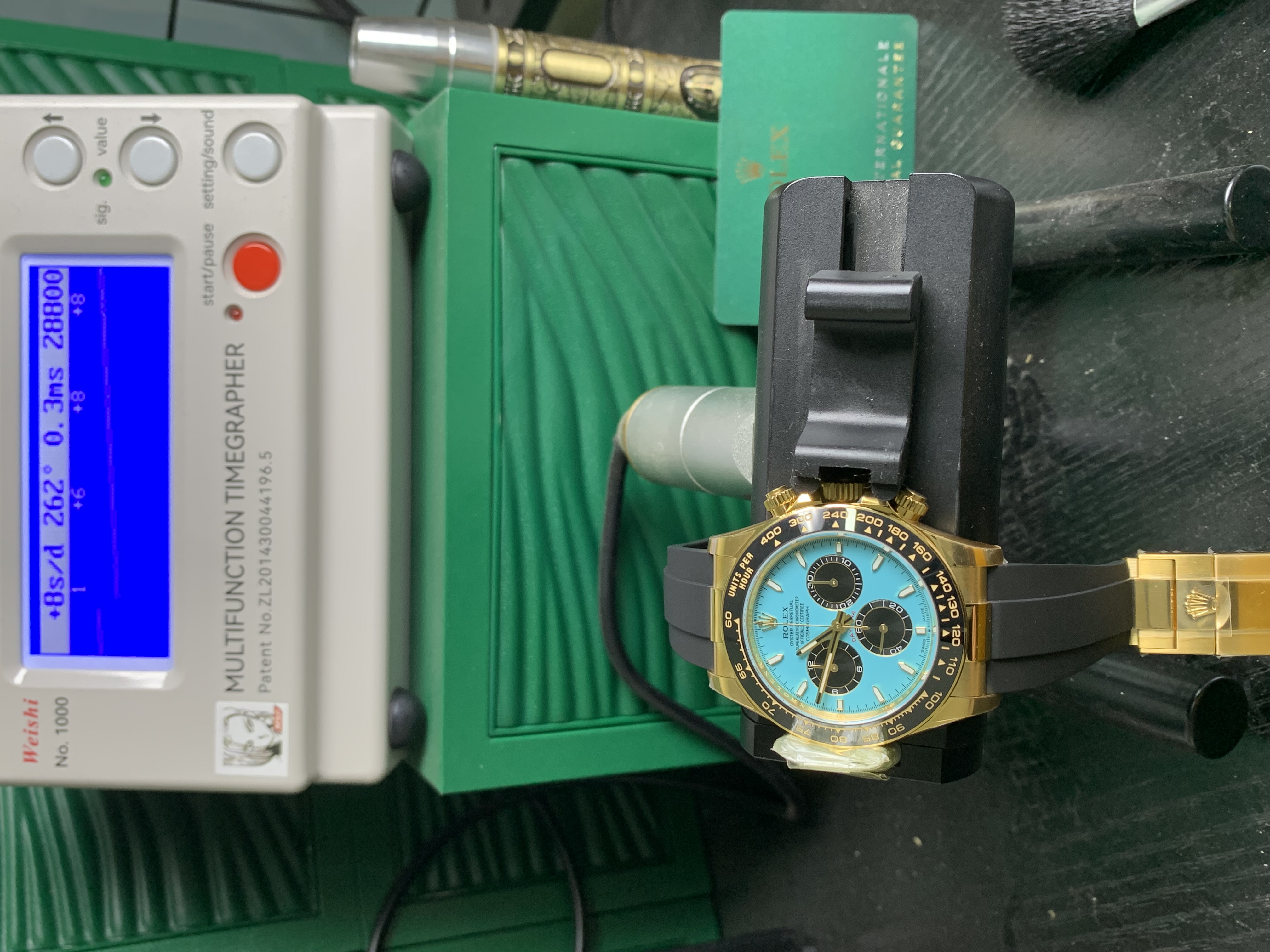 Rolex Cosmograph Daytona (Ref. m126518LN-0014) 40mm