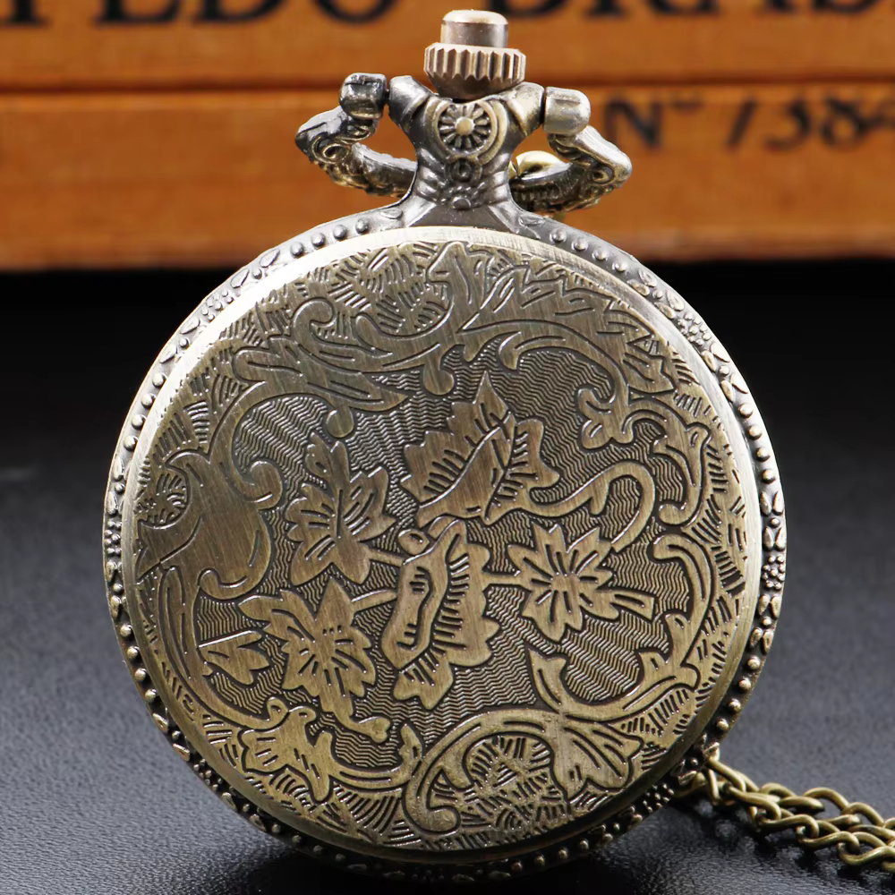 Men Women Quartz Pocket Watches Fashion Steampunk Pocket Watch Unisex Skull Design Luxury Retro Pocket Watch